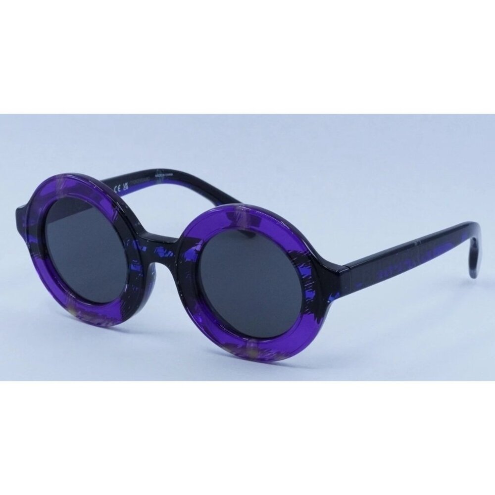 NEW BURBERRY SUNGLASSES